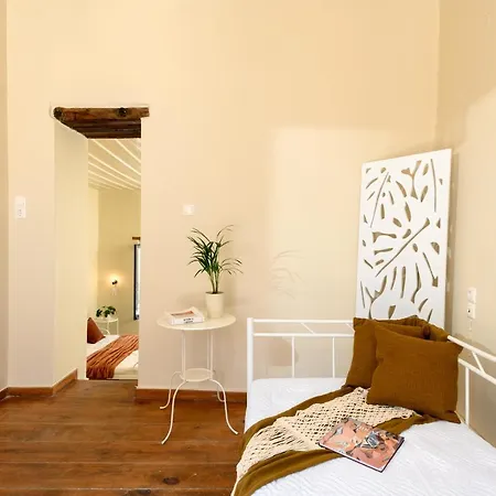 شقة Monastery Apartment, A Unique House